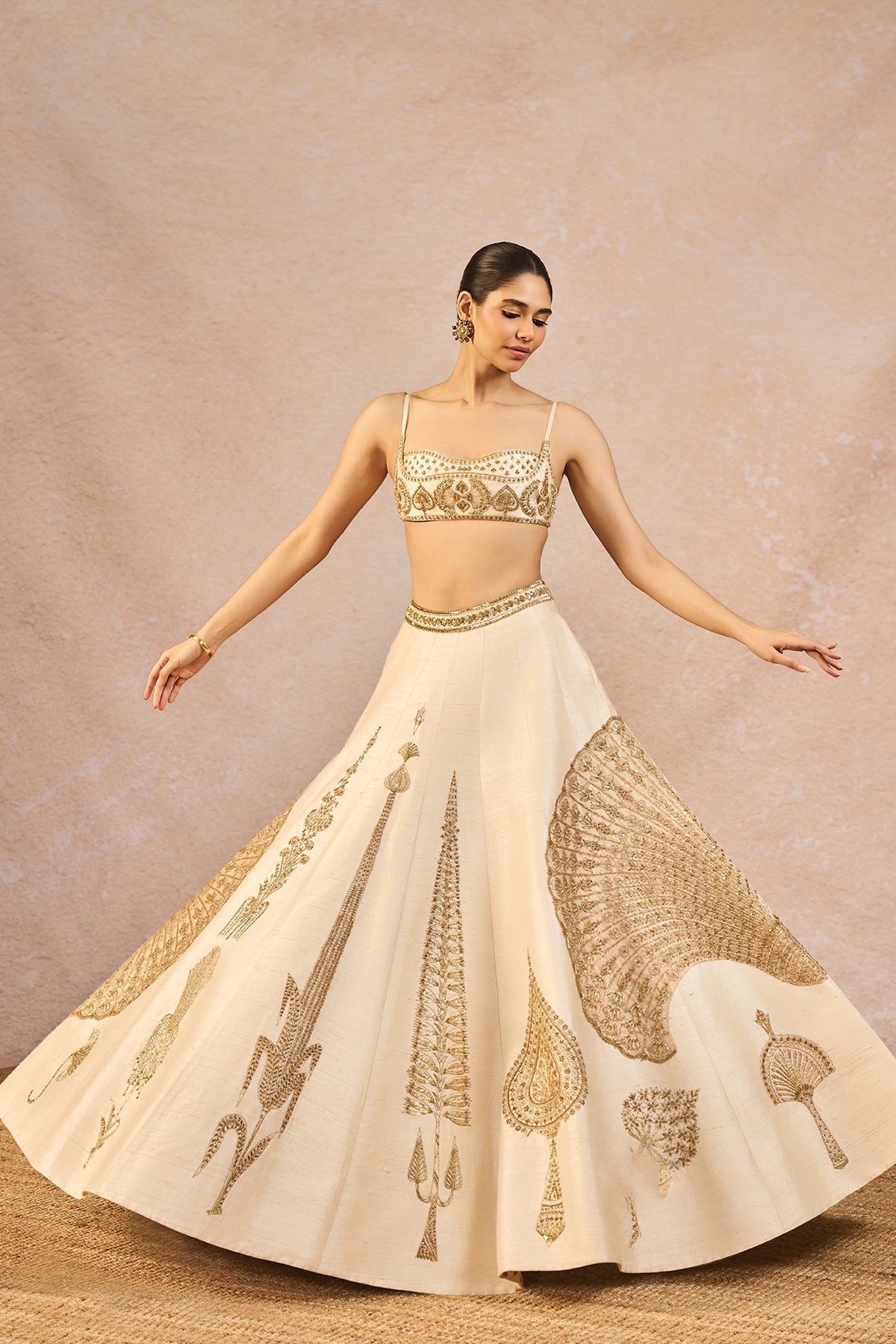 The 'Pehli Kiran' Lehenga