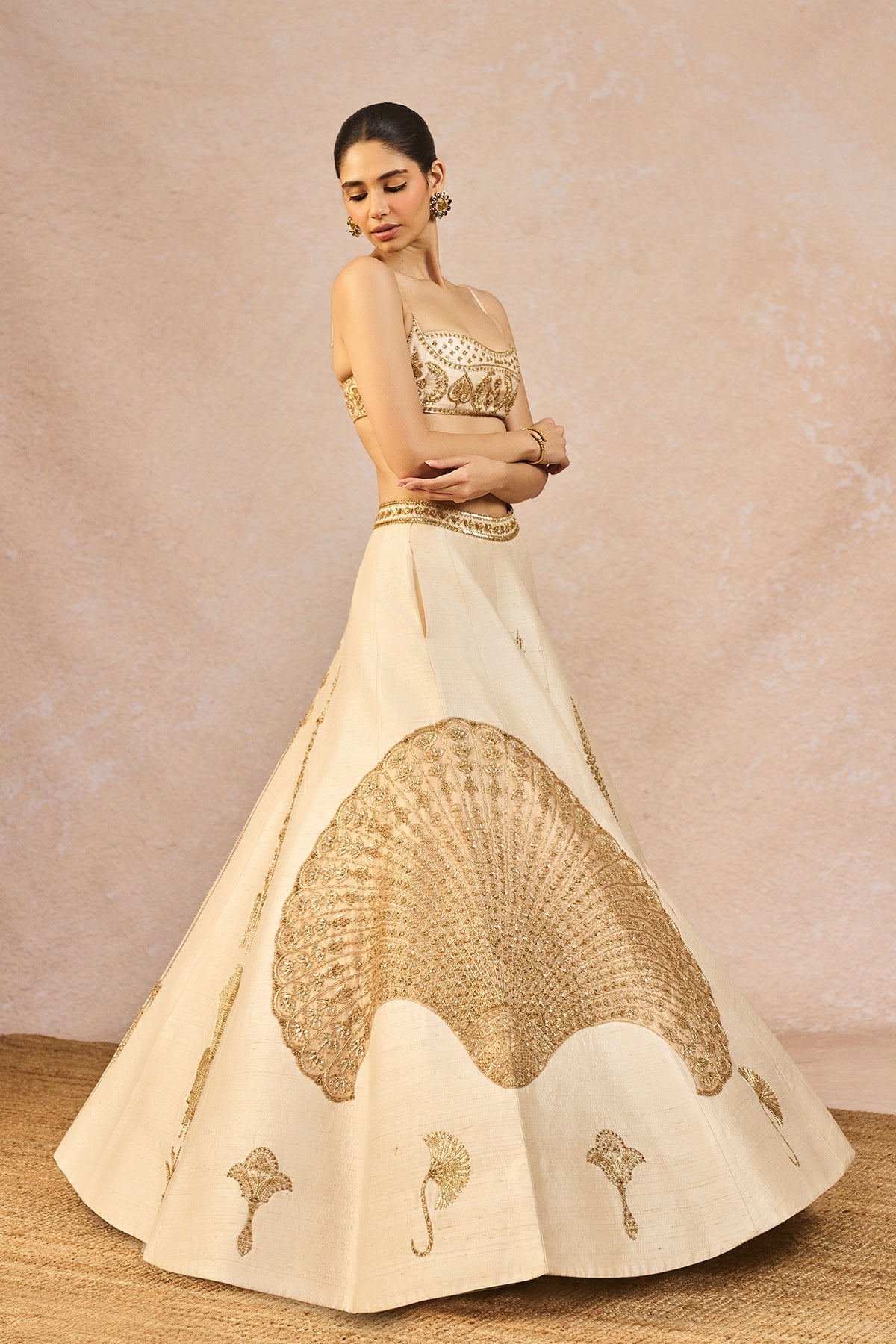 The 'Pehli Kiran' Lehenga