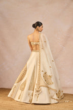 The 'Pehli Kiran' Lehenga