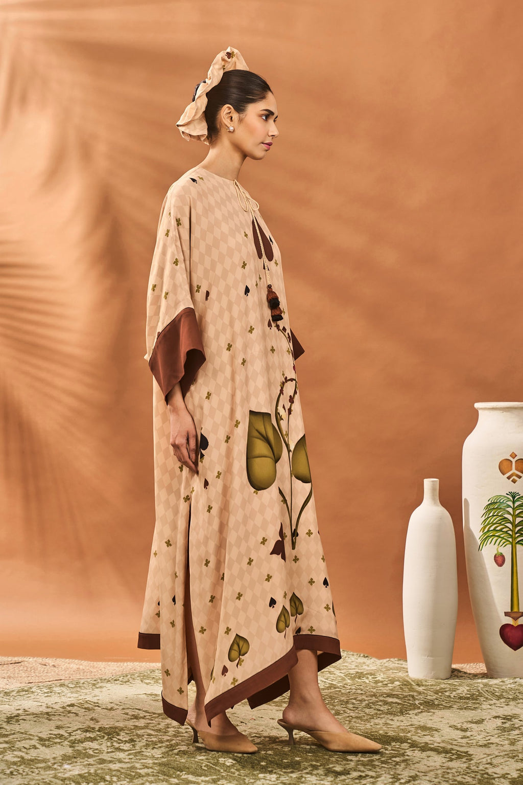 Beige Clover Checks Kaftan