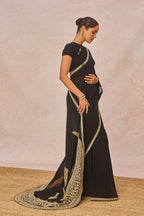 'Aankhon Ka Paigam' Saree