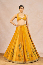 The 'Ajnabi Ehsaas' Lehenga
