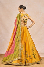 The 'Ajnabi Ehsaas' Lehenga