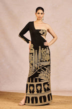 'Aankhon Ka Paigam' Gown