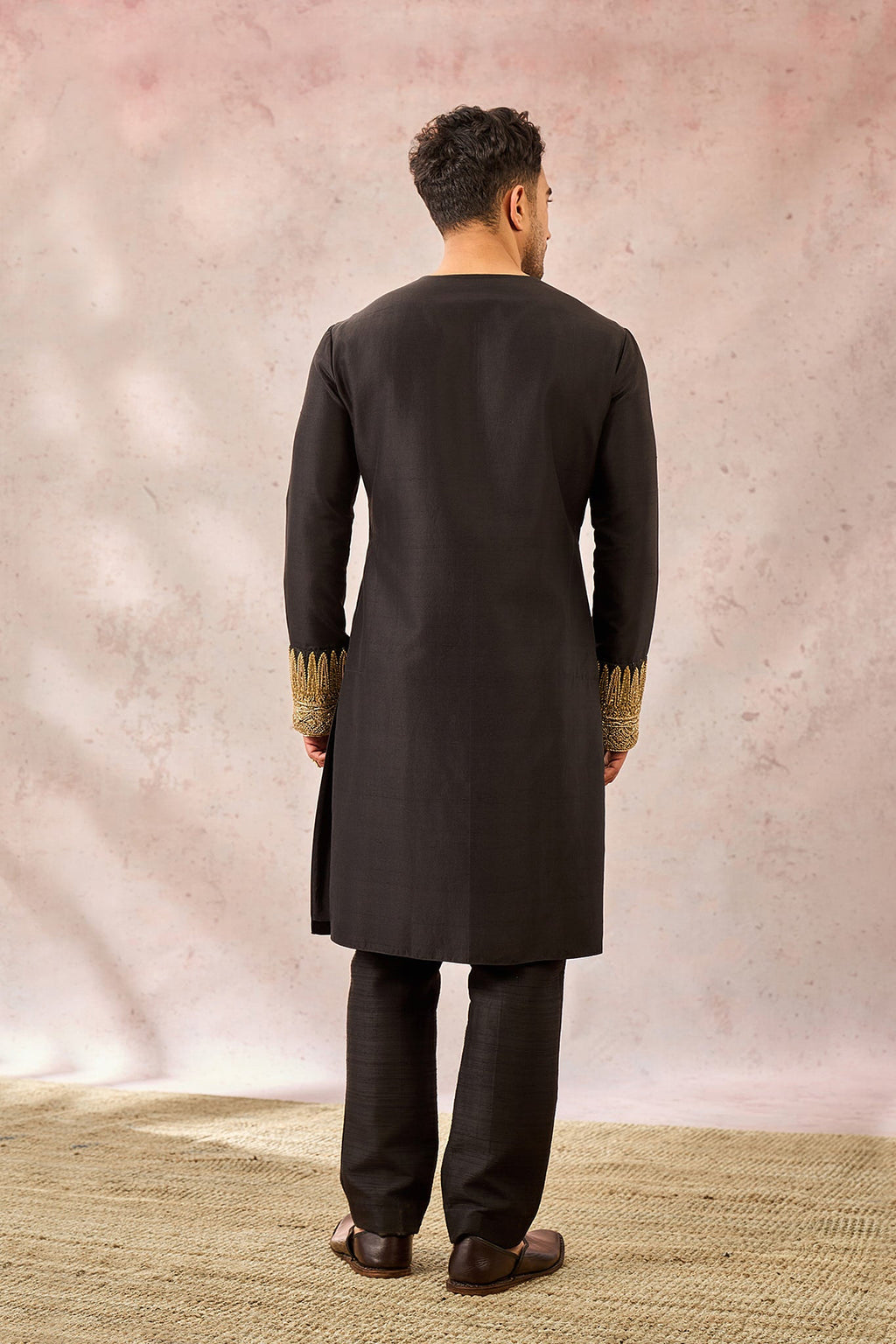 The Kala Khatta Long Bandi Set