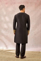 The Kala Khatta Long Bandi Set