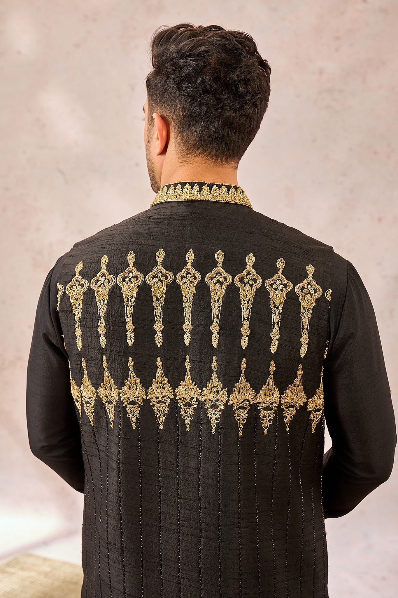 The Kala Khatta Long Bandi Set