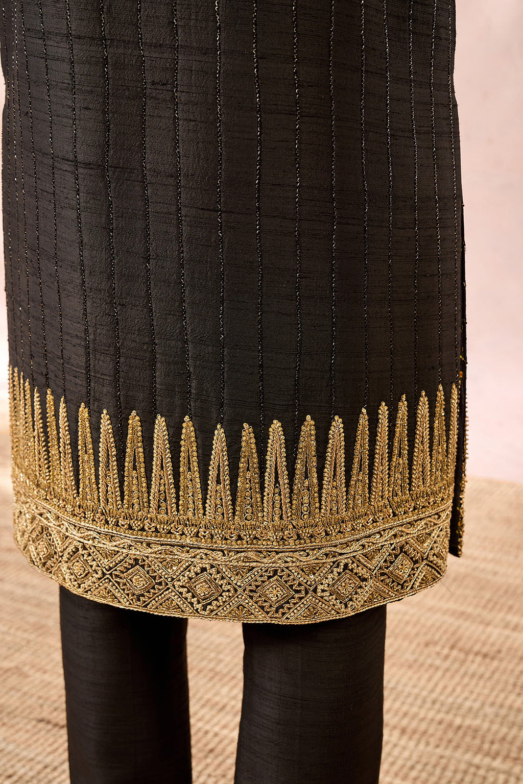 The Kala Khatta Long Bandi Set