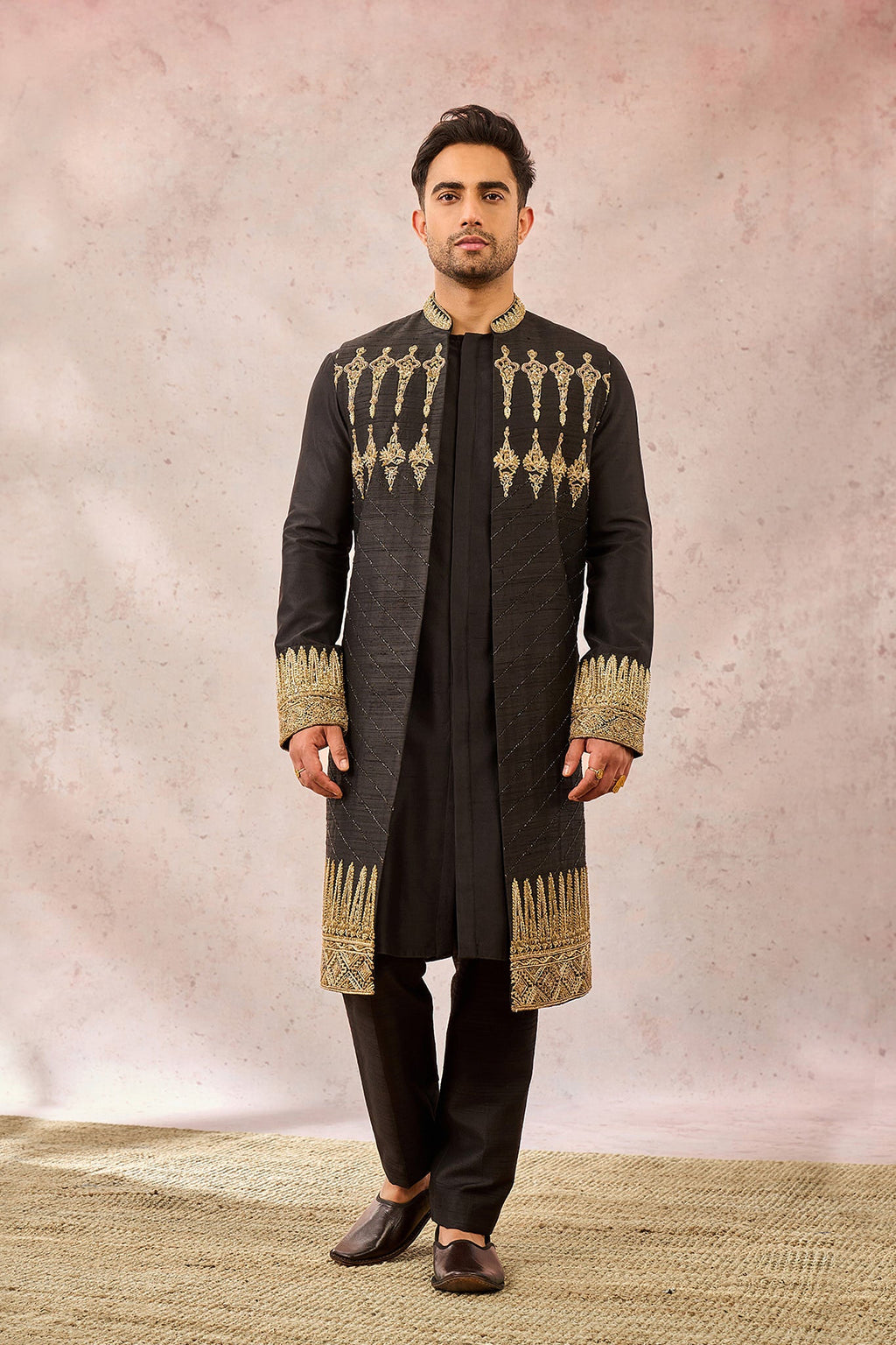The Kala Khatta Long Bandi Set