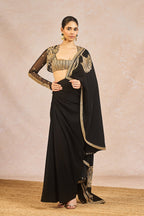 'Aur Tum' Set