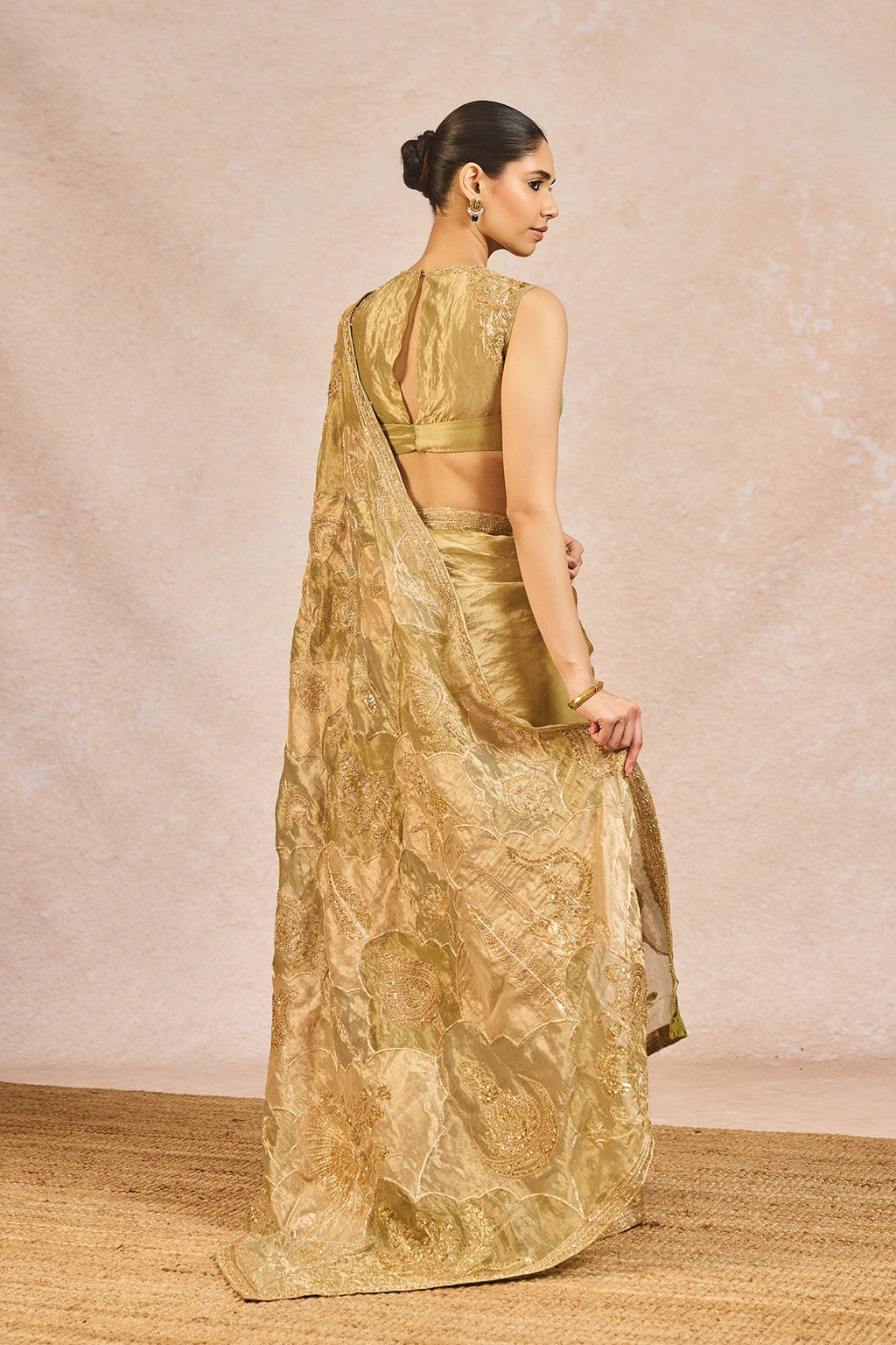 'Fasl E Gul' Saree