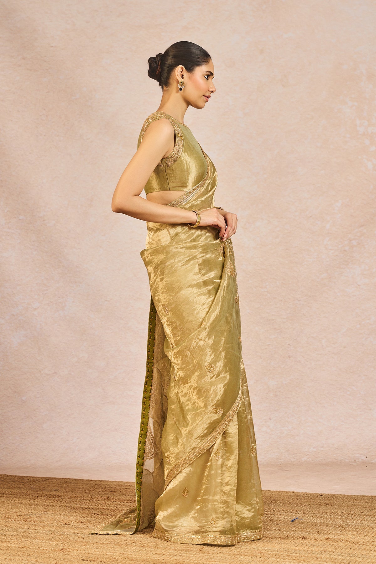 'Fasl E Gul' Saree