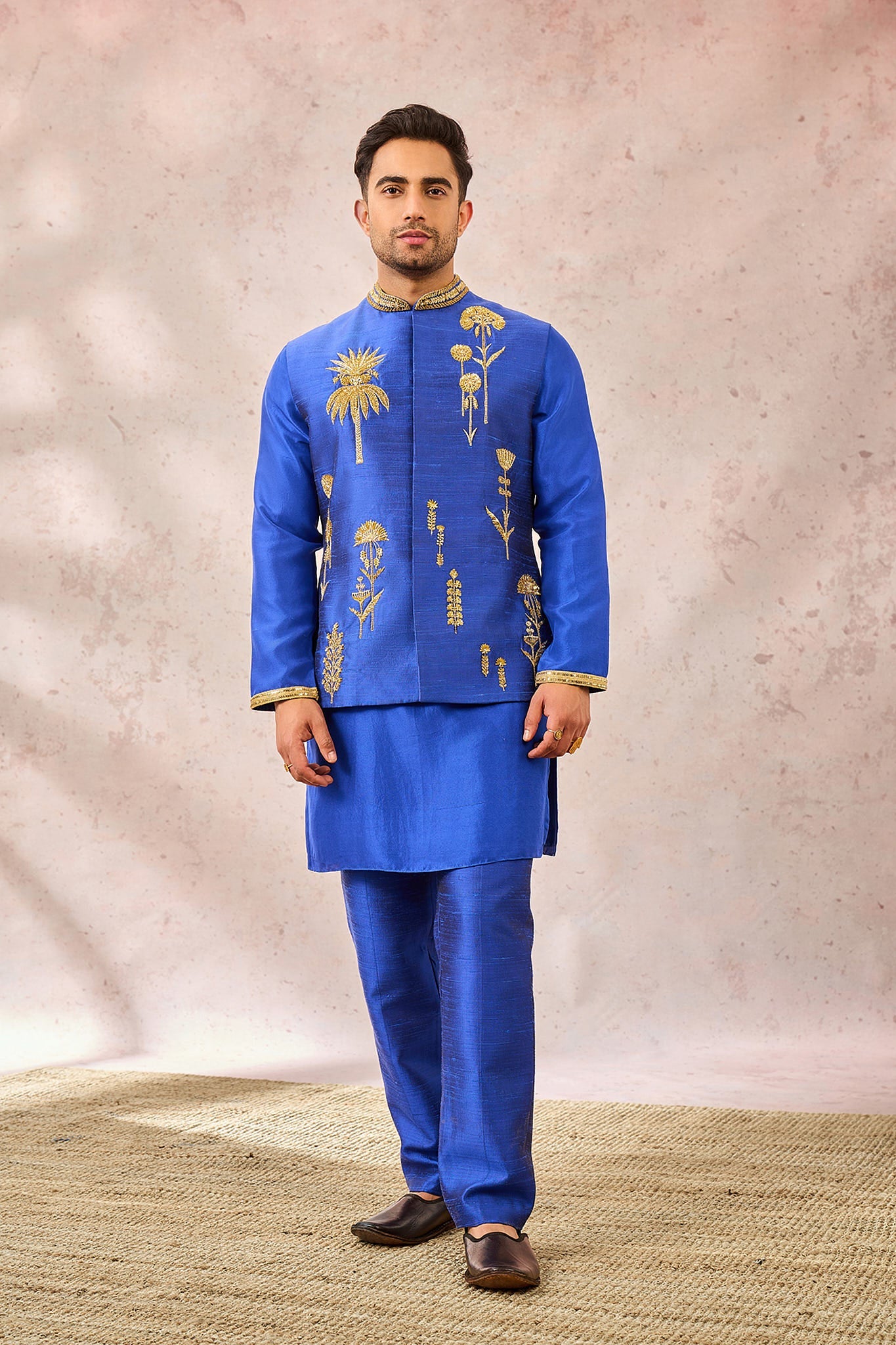 The Neel Bahar Bandi Set