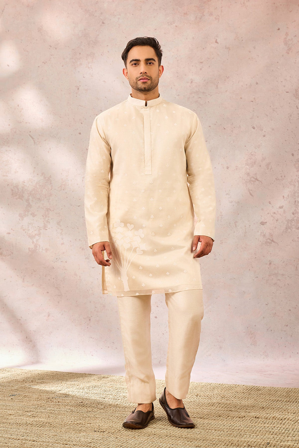Ivory Spade Blossom Kurta Set