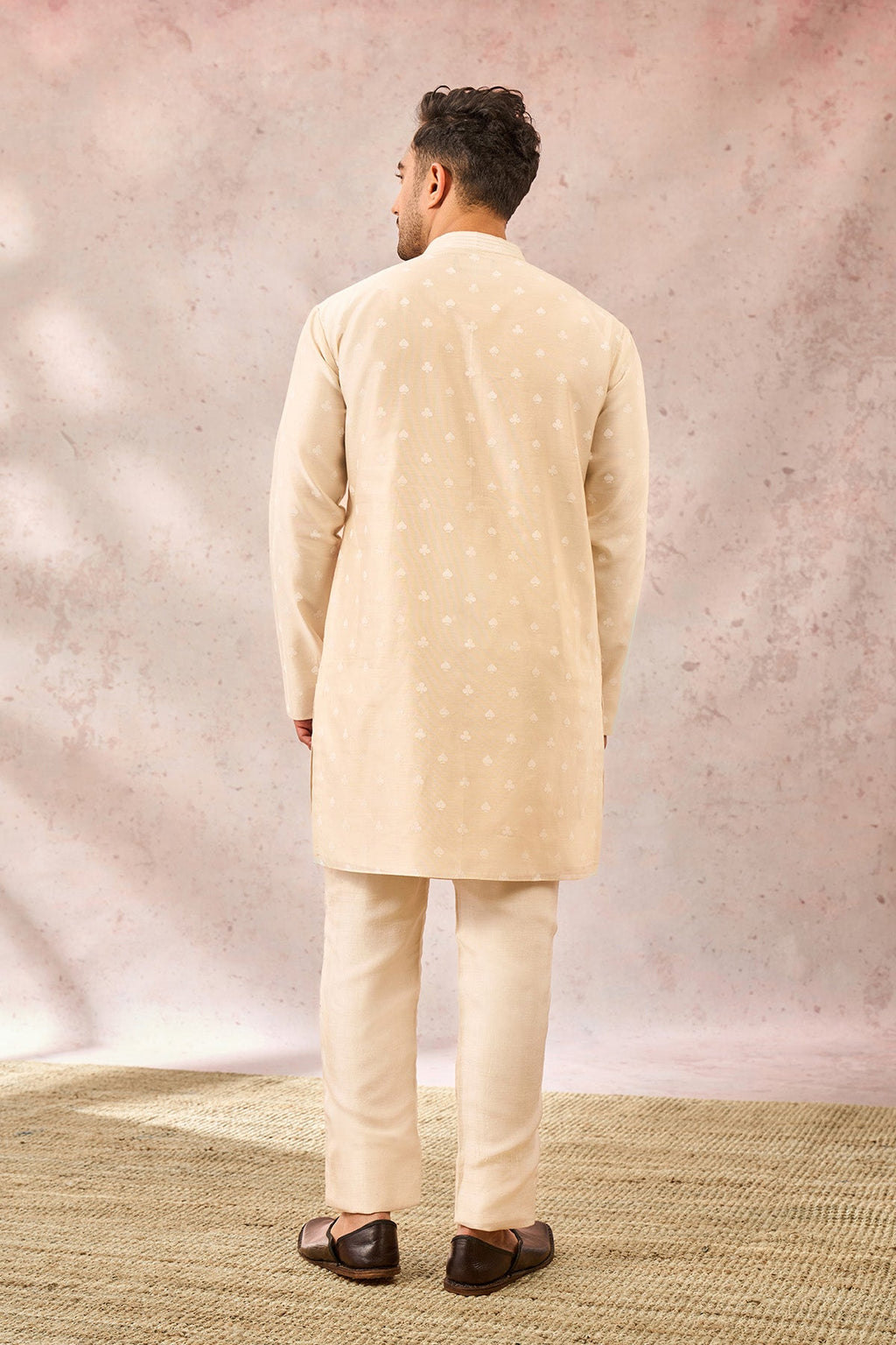 Ivory Spade Blossom Kurta Set